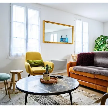 Super Entre Et Paris Avec Parking ! * バイー・ロマンヴィリエ